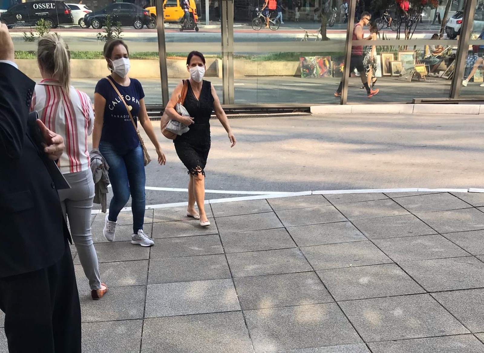 Com coronavírus, distribuidoras esgotam estoques de máscaras em SP e descendentes enviam produto para familiares na China